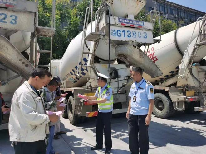 陵民警王一晕倒了……新增一批酒驾曝光【铜陵头条0826】两次冲进火场 铜(图12)